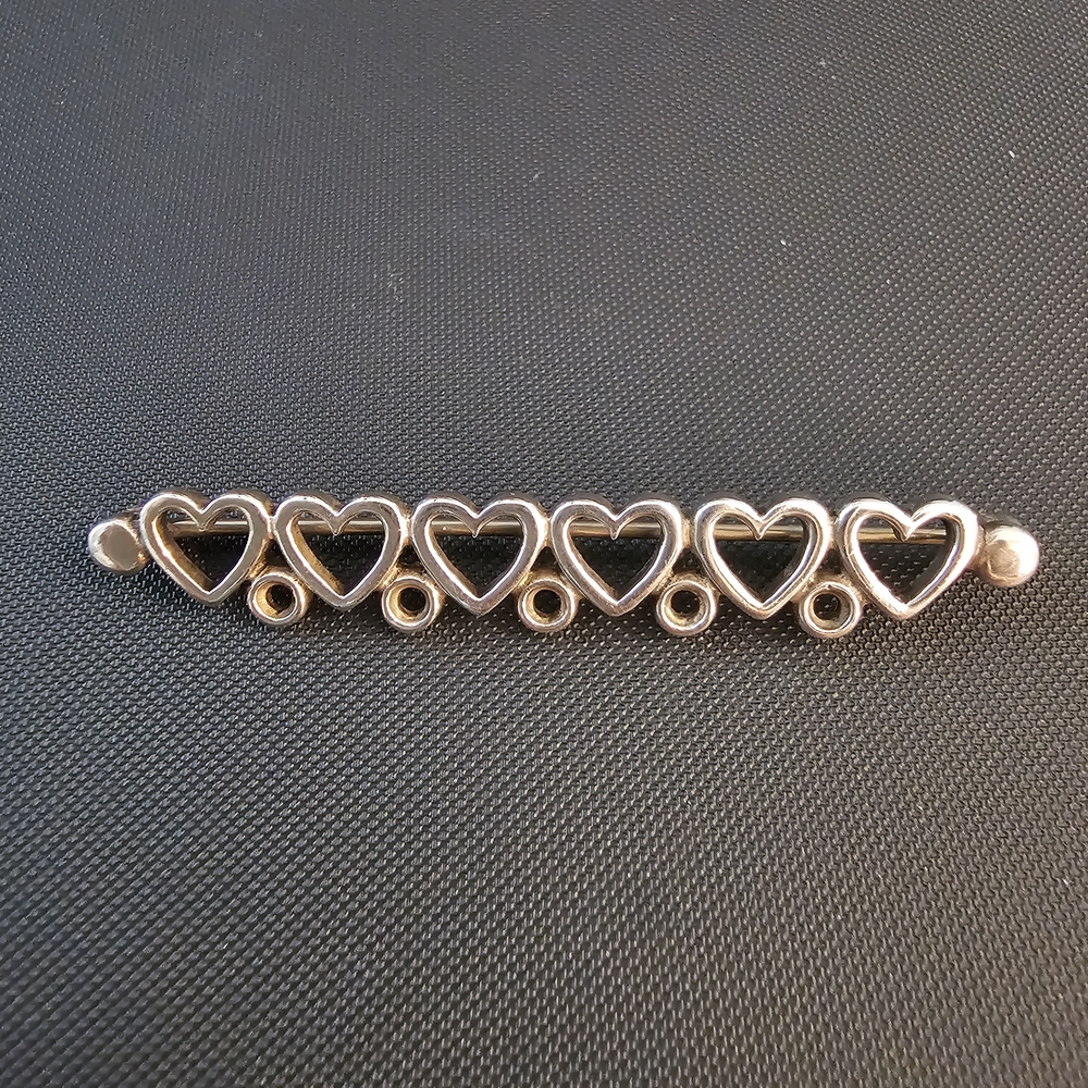 Elegant Gold Heart Bracelet
